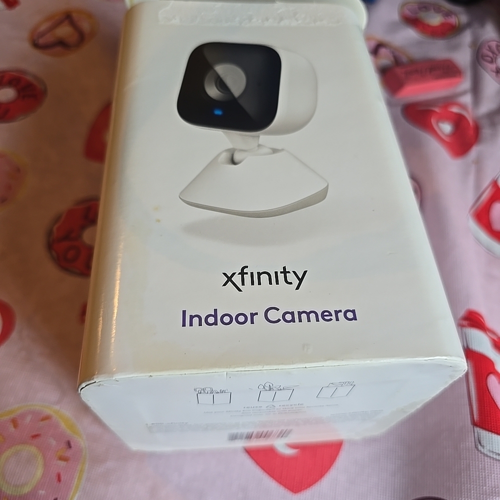 Xfinity Dual-Tone Security Camera - Picture 2 of 2